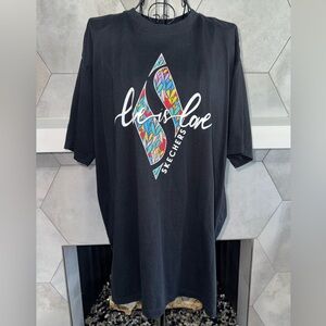 Skechers 🌈Love Is Love🌈 Rainbow Black Short Sleeve T-Shirt Women's Size M